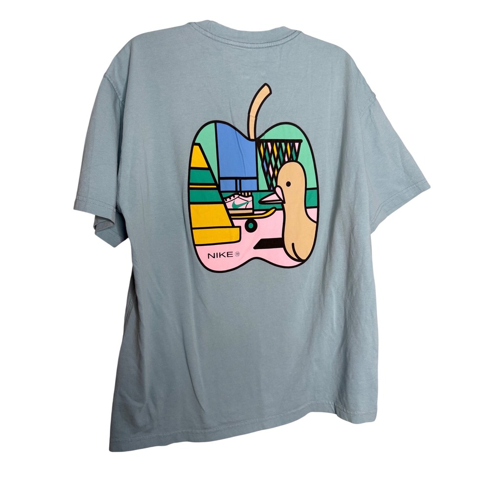 Nike SB Loose Fit Retro Apple T-shirt in blue